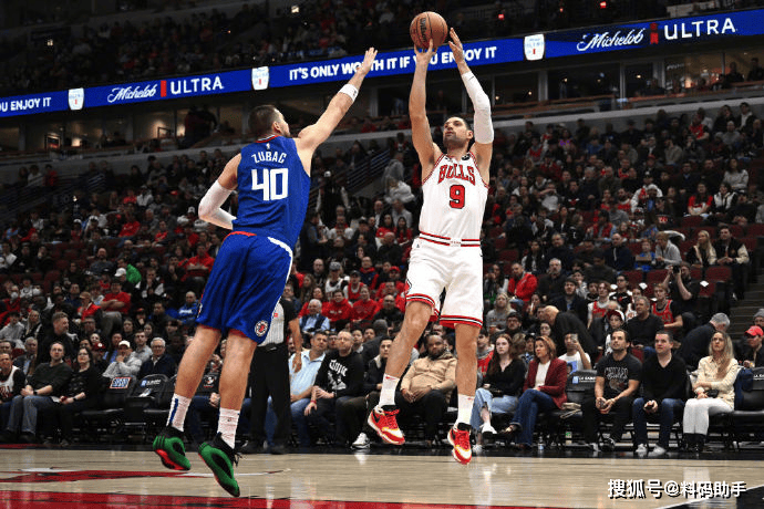 9游-包含今夜体能课后，芝加哥公牛单刀错失备战NBA常规赛，媒体盛赞，高层口径保持一致的词条